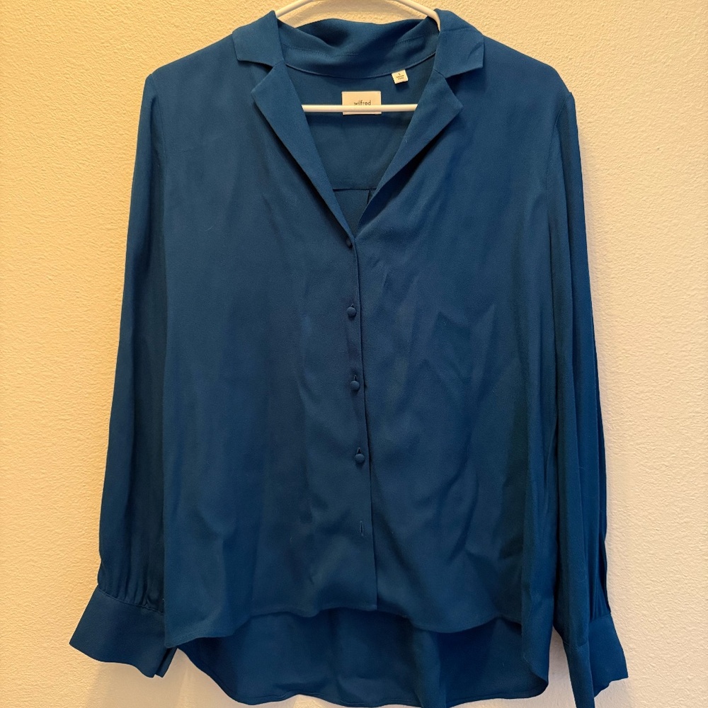 Aritzia Wilfred blue blouse - Size Small